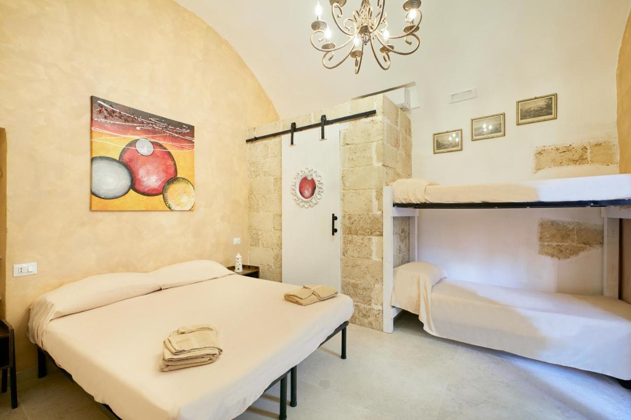 Centro Storico Rooms Gallipoli Luaran gambar