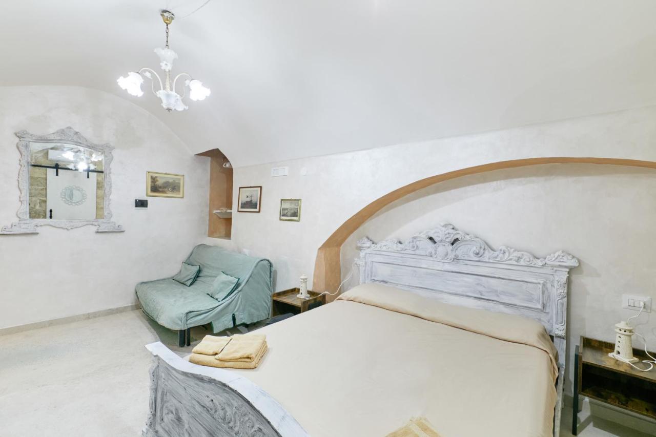 Centro Storico Rooms Gallipoli Luaran gambar